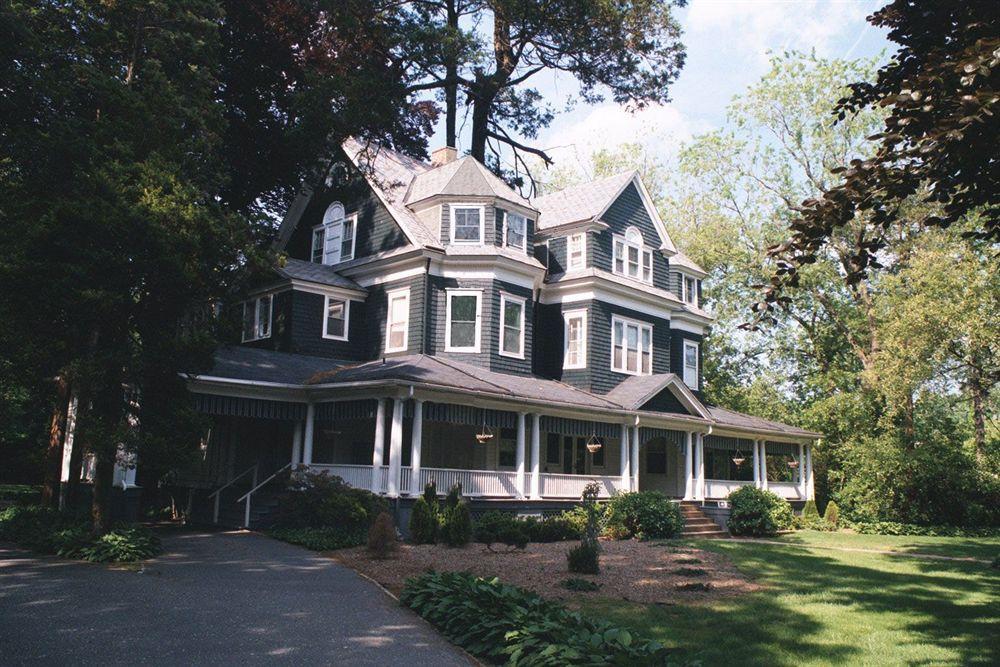 Cedars & Beeches Bed & Breakfast Long Branch Dış mekan fotoğraf